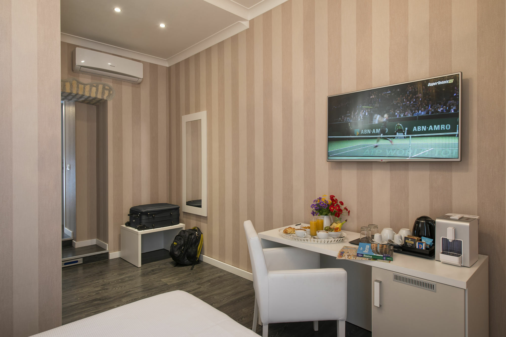San Pietro Suites Řím Exteriér fotografie